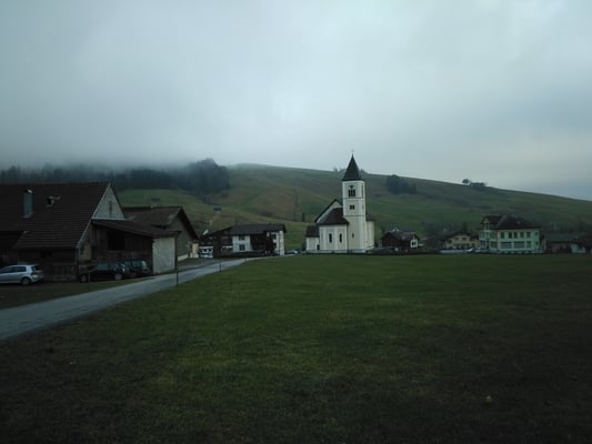 Brülisau unter der Nebeldecke