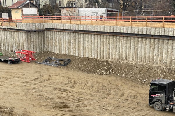 Bohrpfahlwand, Verankerung