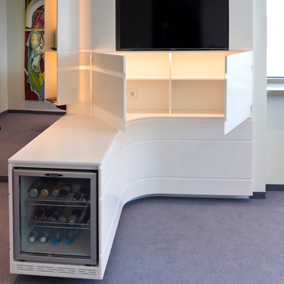 Hotel room furniture fabricated from acrylic solid surface / fabricator - Gforma