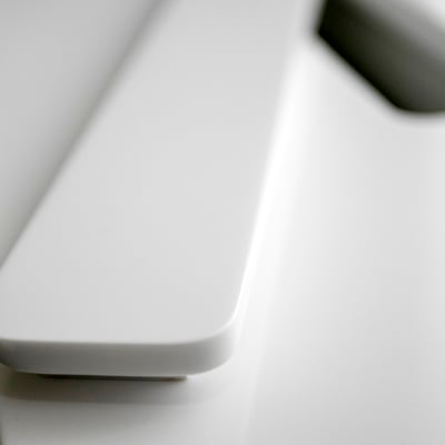 Windowsill with removable cover for warm air circulation from the heater / fabricator - Gforma