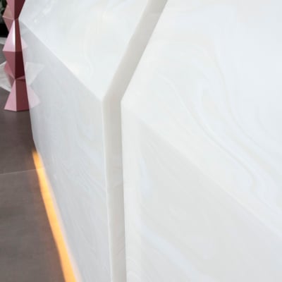 Registratūra verslo centre iš akrilinio akmens / gamintojas - Gforma