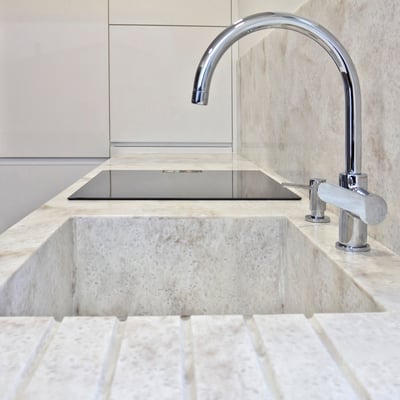 Kitchen worktop from acrylic solid surface with integrated sink and drains / fabricator: Gforma