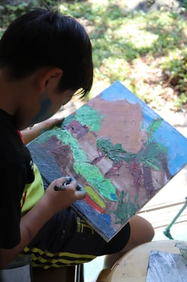 ペインティングナイフも使いつつ