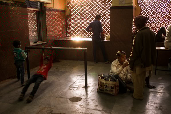Ajmer station, colourful Rajasthan - India  © François Struzik - simply human 2015