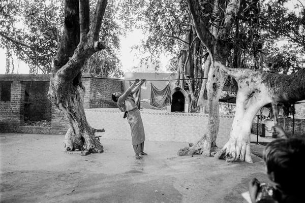 A journey in the land fo shrines - Uttar Pradesh India - © François Struzik - simply human 2016