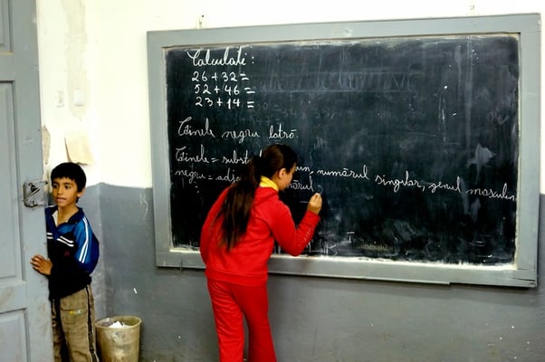 Rroma kids - Terre des hommes - Romania © François Struzik - simply human 2008