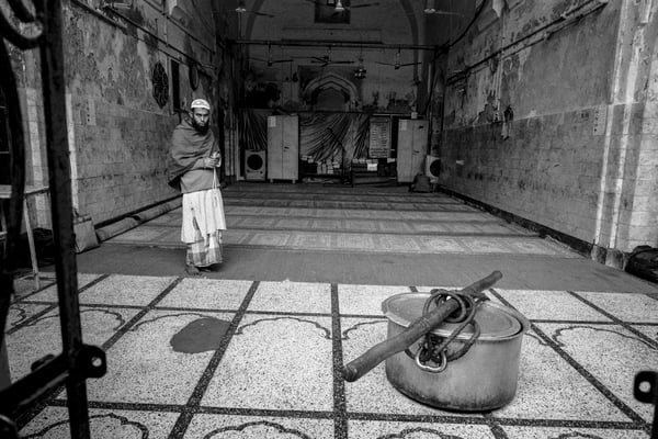 Nizzamudin Aulya - Delhi India - © François Struzik - simply human 2015