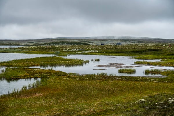 Hiking in Fulufjället, Dalarna, Sweden Tangsjön © François Struzik - simply human 2017