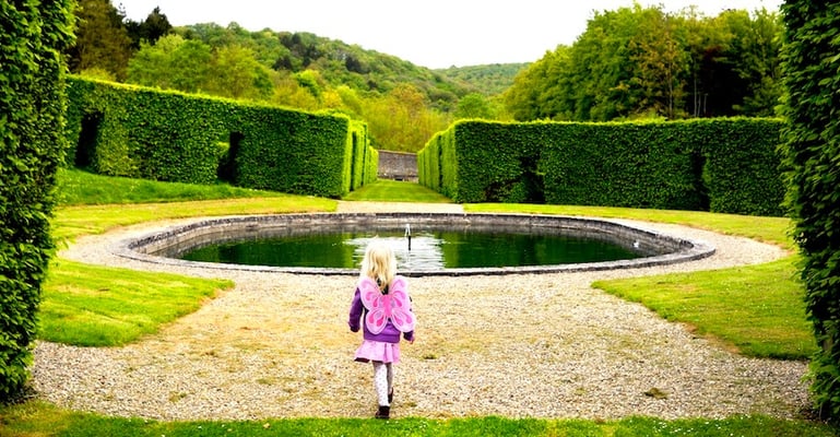 The castles of Meuse and Condroz © François Struzik - simply human 2009 - Belgium - Château de Freyr 