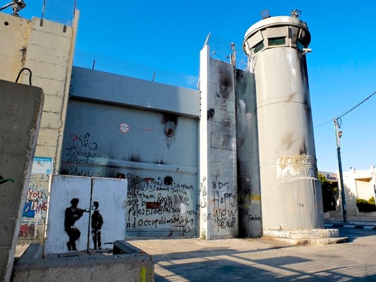 The walls of Palestine © François Struzik - simply human 2015 - Bethlehem Aida refugee camp
