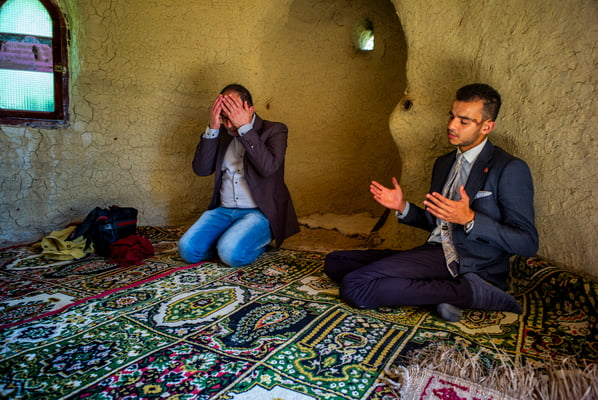 A the source of Alawya - Mostaganem Algeria - © François Struzik - simply human 2016