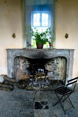 The castles of Meuse and Condroz © François Struzik - simply human 2009 - Belgium  - Château de Lesves