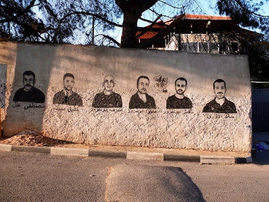 The walls of Palestine © François Struzik - simply human 2015 - Bethlehem Aida refugee camp