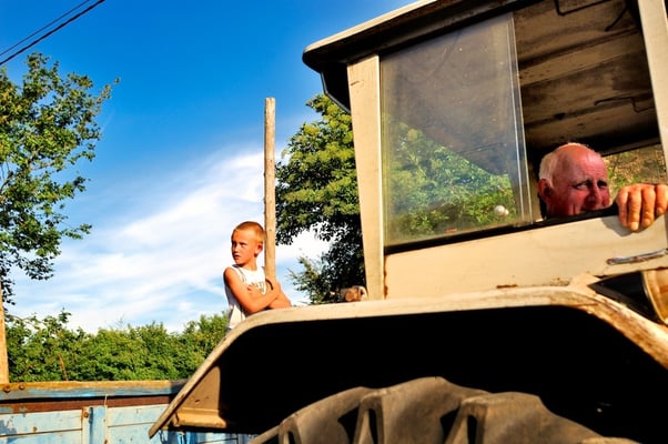 Farming in the Ardennes - © François Struzik - simply human 2010 - Hénumont - Belgium