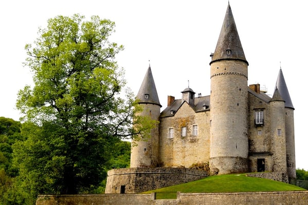 The castles of Meuse and Condroz © François Struzik - simply human 2009 - Belgium - Château de Vêves