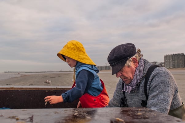 Horseback shrimp fishermen of the North Sea - Belgium- © François Struzik - simply human 2009