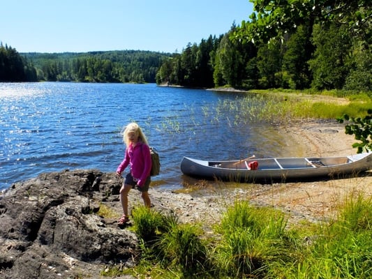 Paddling in Dalsland - Sweden - © François Struzik - simply human 2013