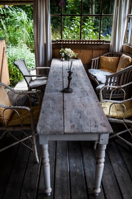 A cottage by the stream © François Struzik - simply human 2015