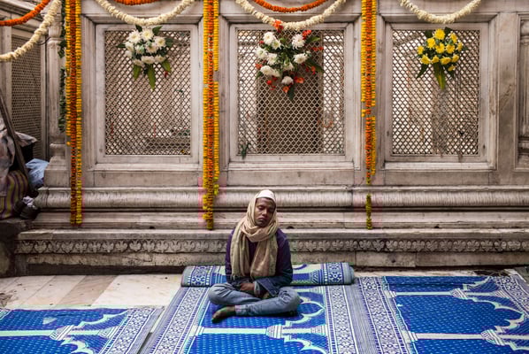 Nizzamudin Aulya - Delhi India - © François Struzik - simply human 2015