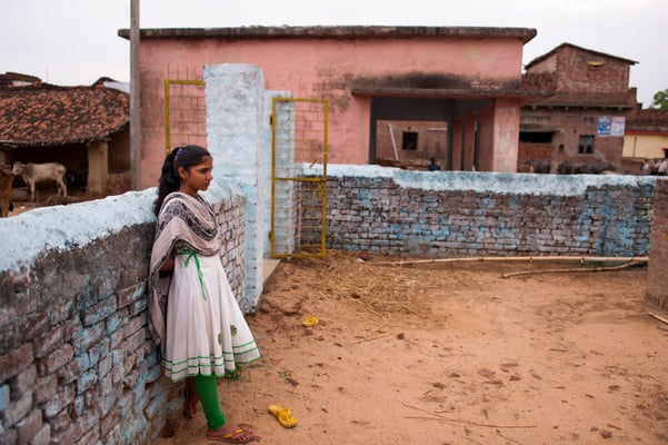 Images adolescentes - "Les Passeurs du réel" © François Struzik - simply human - Bihar, India