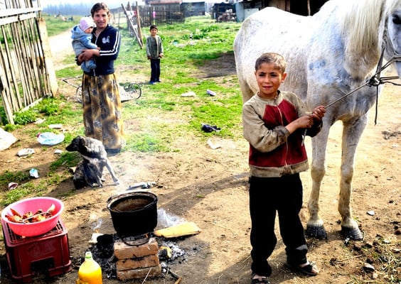 Rroma kids - Terre des hommes - Romania © François Struzik - simply human 2008
