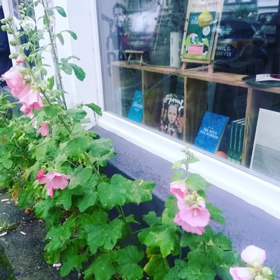 Unser Laden: Auch von vorne schön (2017)