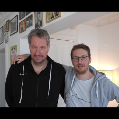 Hoher Besuch im Büro: Hannes Wittmer und Marcus Wiebusch (Kettcar) nehmen einen Podcast auf