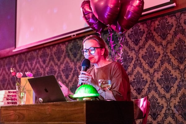 Buchpremiere zum ZIEGEL im Hamburger Nachtasyl