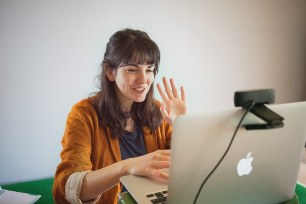 Nefeli veranstaltet die Hafenlesung online