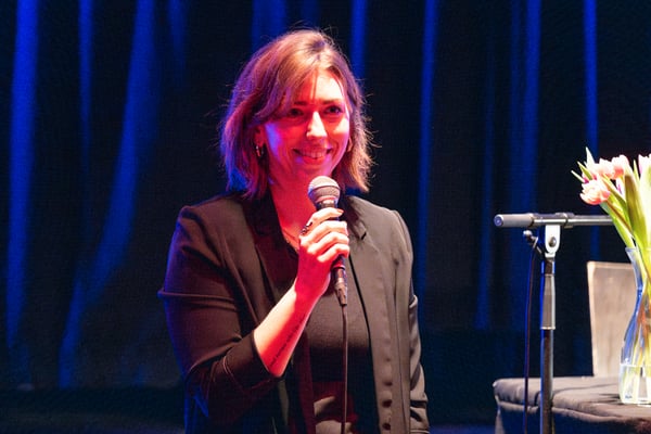 Moderatorin Anne Sauer, HAM.LIT 2024 (Foto: Thomas Panzau)