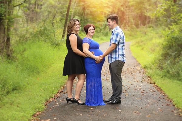 Pregnant photo shoot. Maternity photo session. Servis PA, NJ, NY, FL. Photographer Gosia Tudruj 215-837-6651 www.momentsinlifephoto.com  Specializing in portrait, event, wedding photography.