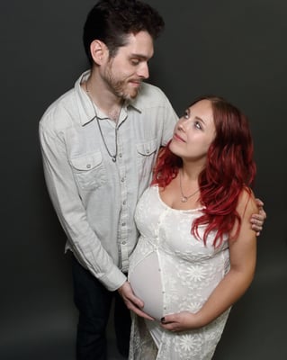 Pregnant photo shoot. Maternity photo session. Servis PA, NJ, NY, FL. Photographer Gosia Tudruj 215-837-6651 www.momentsinlifephoto.com  Specializing in portrait, event, wedding photography.