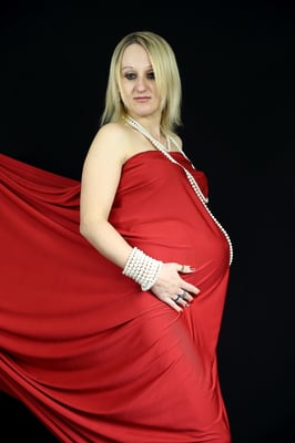 Pregnant photo shoot. Maternity photo session. Servis PA, NJ, NY, FL. Photographer Gosia Tudruj 215-837-6651 www.momentsinlifephoto.com  Specializing in portrait, event, wedding photography.
