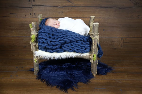 Baby boy 4 weeks old. Newborn photo session. If you are interested, please message me.  Photographer PA, NJ, NY Gosia & Steve Tudruj 215-837-6651  www.momentsinlifephoto.com  Specializing in wedding photography, events, portrait.