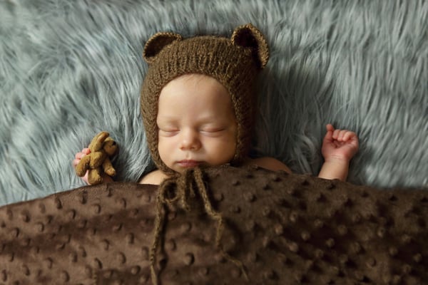 Newborn Photographer . Baby. Maternity photo session at home and studio. Photographer Gosia & Steve Tudruj  215-837-6651 Services PA, NJ, NY. www.momentsinlifephoto.com