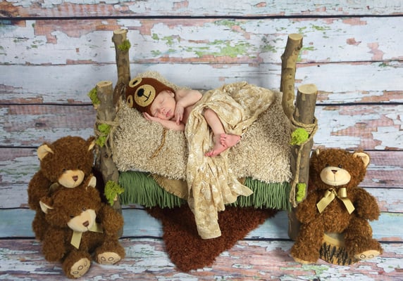 Newborn Photographer . Baby. Maternity photo session at home and studio. Photographer Gosia & Steve Tudruj  215-837-6651 Services PA, NJ, NY. www.momentsinlifephoto.com