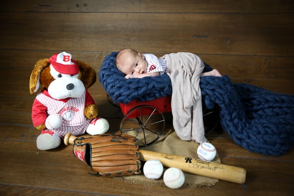 Baby boy 4 weeks old. Newborn photo session. If you are interested, please message me.  Photographer PA, NJ, NY Gosia & Steve Tudruj 215-837-6651  www.momentsinlifephoto.com  Specializing in wedding photography, events, portrait.