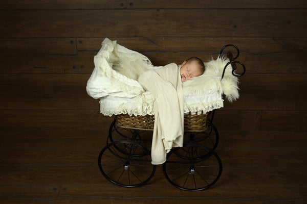 Newborn Photographer . Baby. Maternity photo session at home and studio. Photographer Gosia & Steve Tudruj  215-837-6651 Services PA, NJ, NY. www.momentsinlifephoto.com