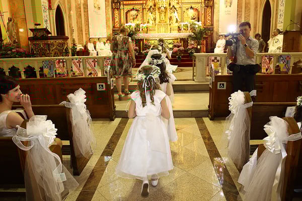 First Holy Communion  Photographer PA, NJ, NY Gosia & Steve Tudruj 215-837-6651 www.momentsinlifephoto.com Specializing in wedding photography, events, portrait maternity, newborn, kids, family, beauty and specialty photo sessions