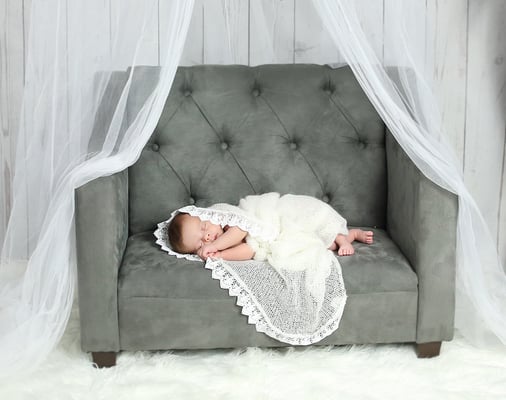 Newborn Photographer . Baby. Maternity photo session at home and studio. Photographer Gosia & Steve Tudruj  215-837-6651 Services PA, NJ, NY. www.momentsinlifephoto.com