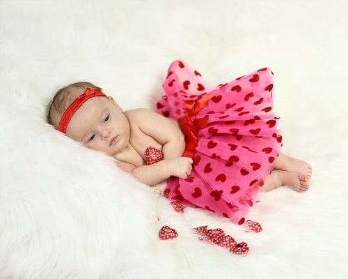   Newborn Photographer . Baby. Maternity photo session at home and studio. Photographer Gosia & Steve Tudruj Services PA, NJ, NY. www.momentsinlifephoto.com