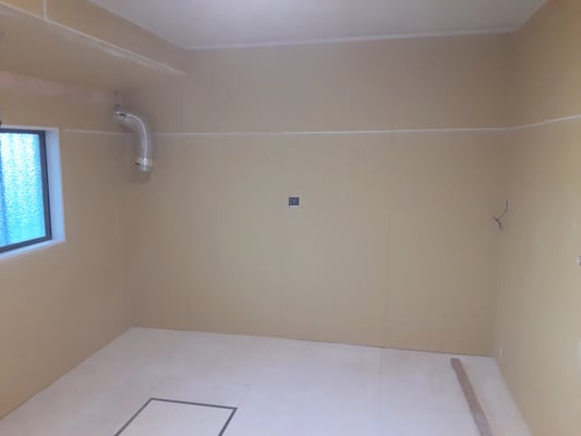 リフォーム中　壁