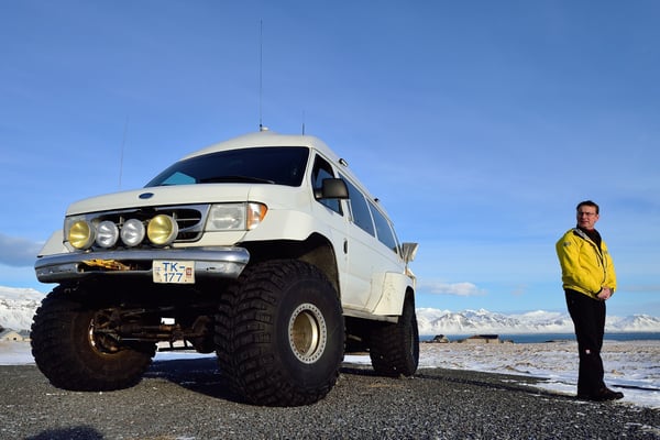 Superjeep und Guide Ingolfur Bruun