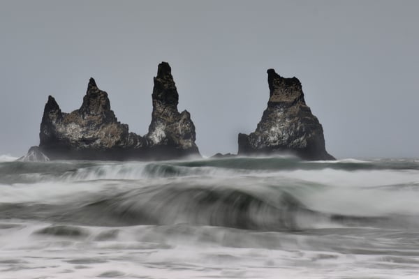 Felsen Reynisdrangar bei Vík