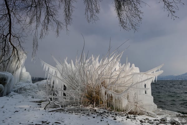 Eisstrukturen, Schweizer Seeufer; 27.2.2018