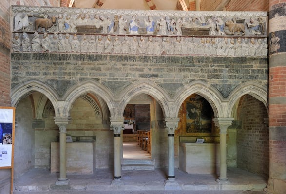 Romanische S. Maria die Vezzolano, Albugnano (Piemonte)