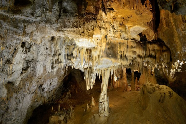 Grotte des moidons; 5. Juli 2015; bei Montrond, franz. Jura
