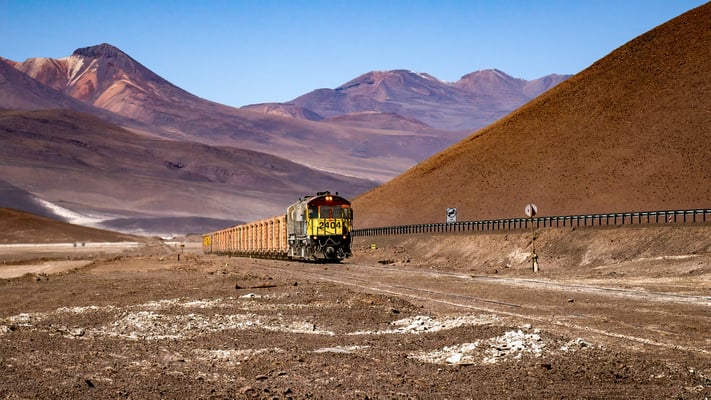 'Estación Cebollar' der 'Ferrocarril de Antofagasta a Bolivia', nahe der Chilenisch-Bolivianischen Grenze b ei Olleague