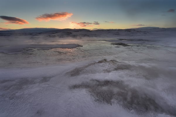 Morgendämmerng über dem Geothermalgebiet Hveravellir