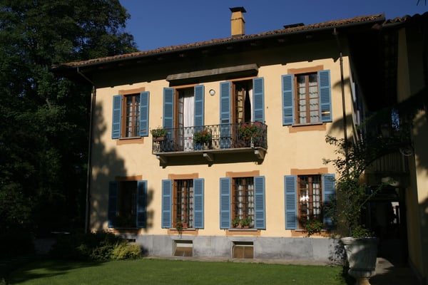 Villa Beccaris, Monforte d'Alba